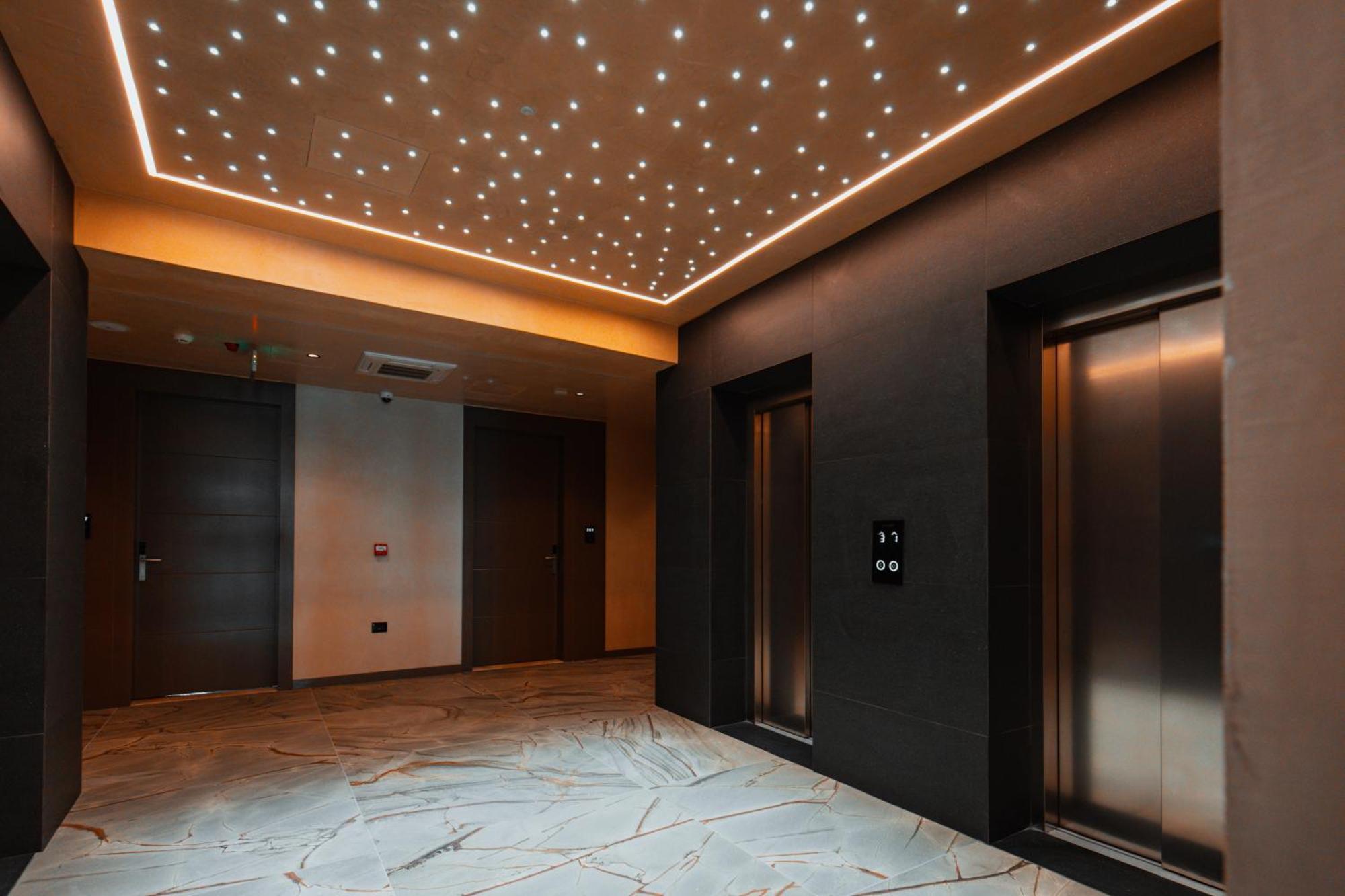 Отель Royal G Deluxe Shkallnur Экстерьер фото