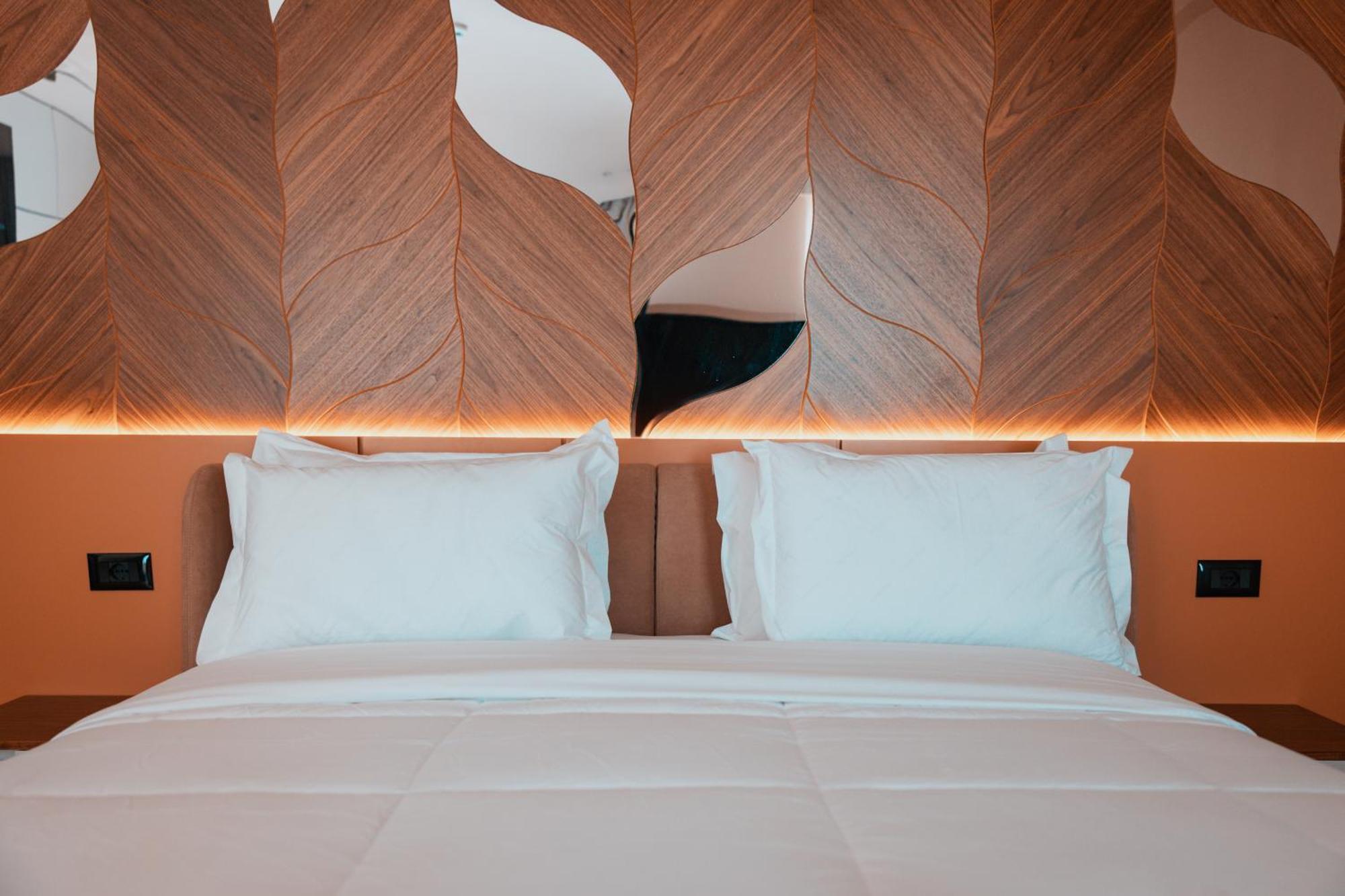 Отель Royal G Deluxe Shkallnur Экстерьер фото